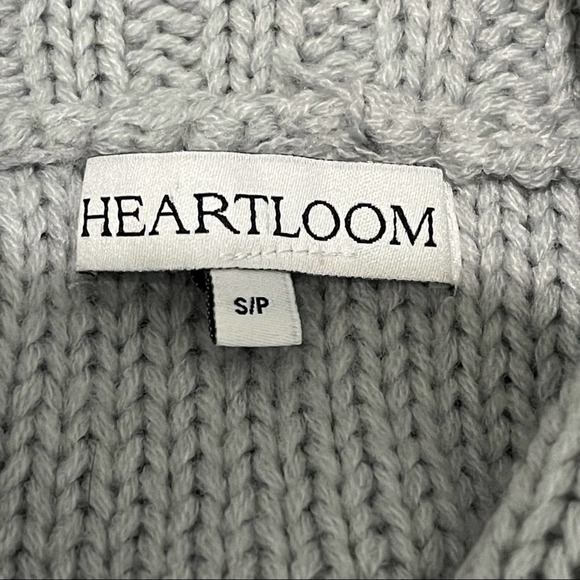 Heartloom Phoebe Grey Cowl Neck Sweater Size Small - Picture 8 of 9